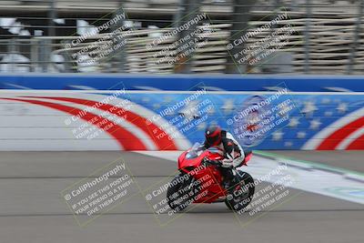 media/Oct-15-2022-Fastrack Riders (Sat) [[9a18b22502]]/Level4/Start Finish 900am/